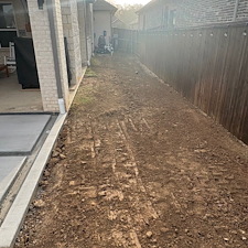 Green-Meets-Blue-Custom-Turf-Putting-Green-Around-New-Pool-in-Kennedale-TX 1